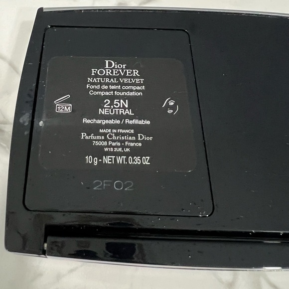 Dior Forever Natural Velvet Compact Foundation in Neautral - Picture 3 of 7